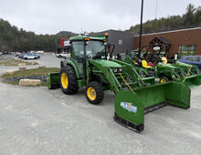 Load image into Gallery viewer, 2017 John Deere 4052R - USED
